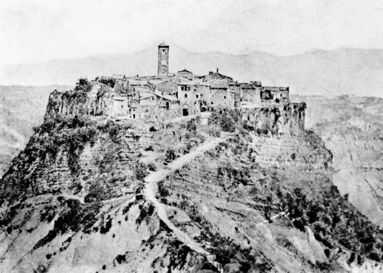 Alessia House Hotel Bagnoregio Exterior photo